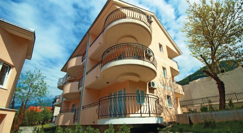 Апартаменти Kumbor *